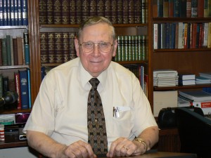 end-of-vacation-missions-trip-family-youth-act-sept-2006-2551 Dr. Carl Hodges, our Teacher, over 50 yrs of Bible Teaching Experience